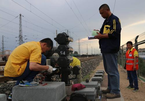 石家莊東華鐵路學校鐵道信號專業就業怎么樣？