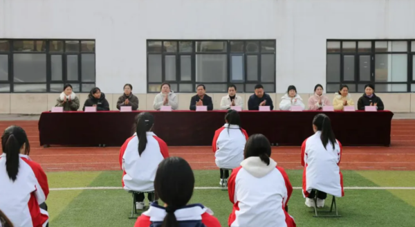 石家莊東華鐵路學校客運服務禮儀技能大賽