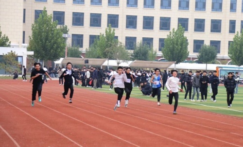 2026年石家莊東華鐵路學(xué)校卡分嗎？