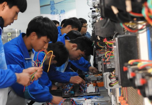 石家莊教聯高級職業中學電氣設備運行與控制招生