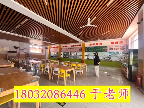 河北同仁醫(yī)學(xué)中等專業(yè)學(xué)校的學(xué)生每月吃飯多少錢？